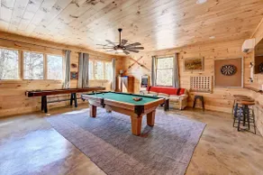 Beautiful Highlands Cabin: Large Game Room, Hot Tub - Image 2