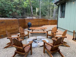 Beautiful Highlands Cabin: Large Game Room, Hot Tub - Image 3