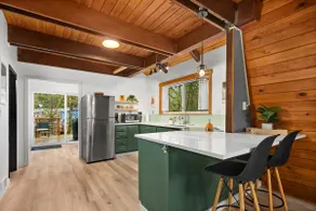 Wild Dog Cabin - Image 3