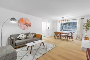 12815 Bellevue · 4b2b Newly Remodeled Home @Bellevue/close to Park - Image 2