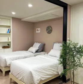 Naren_Free Parking | Ocean View | Consecutive Discount | Mart 3 Minutes | Self Check-in | Delivery Available | Netflix - Image 5