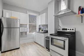 Cozy 1BR Apartment near Highland Park & Zoo - Image 3