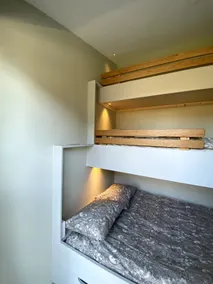 Modern accommodation with jetty and swimming - Image 4