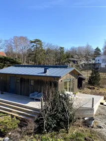 Modern accommodation with jetty and swimming - Image 3