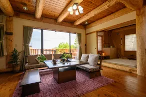 Sea view! Natural Blessing Rental Villa Clover Amagi Cedar Log House with Hot Spring BBQ Available! Izu Kogen [12 people] - Image 4