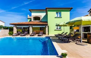 House Sanela - Image 2
