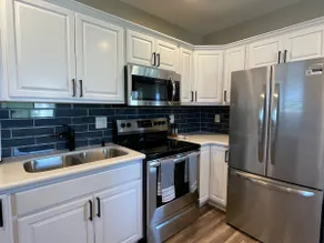 Tempe Hidden Gem Newly Renovated & Peaceful Apt - Image 2