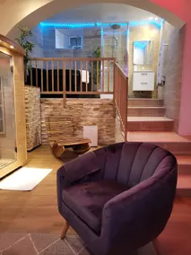 The Cathedral Spa | Jacuzzi | Netflix Sauna - Image 2