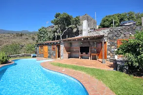 ”Villa Las Palmeras C” with ocean and pool views - Image 4