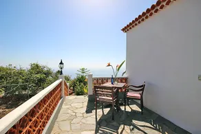 ”Villa Las Palmeras C” with ocean and pool views - Image 5