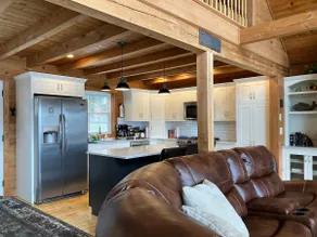 Chalet Sonsie: A Sweetwater Stay - Image 5