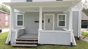 Lovely KSU Getaway ~ 3 Mins to Dwtn ~ Queen Beds - Image 3
