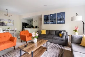 Luxury Condo-Downtown Bellevue - Image 3