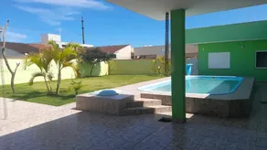 Spacious House with Pool and Leisure - Image 3