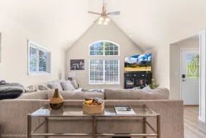 Cozy Home 1 Mile to Downtown CDA & Lake – King Beds and an EV Charger! - Image 5