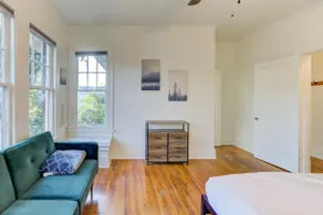 Historic Posh Upstairs Flat | Overton park - Image 4