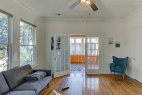 Historic Posh Upstairs Flat | Overton park - Image 2