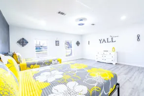 Stylish, Spacious Killeen Hm 4/2 Stay, Work, Play - Image 2