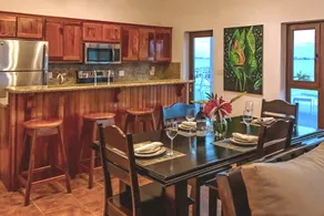 3 BR Waterfront House w Private Pool - Image 3