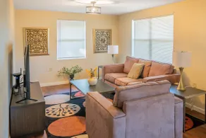 Comfort Living Near LRMC, Medical Row - Image 2