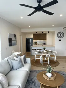 Waterfront Luxury 2 bedroom apr-Shellcove - Image 2