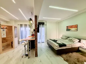 VIPapartments with Jacuzzi&Sauna - Image 5