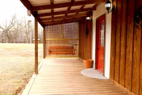 The Carolyn Cabin - Image 5