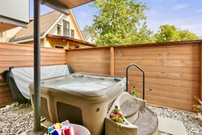 Hot Tub and Rooftop Patio- Walk to Downtown! - Image 4
