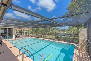 Home/pool/jacuzzi/canal access to ocean/kayaks. - Image 4