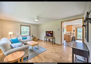 Charming Barre Getaway - Image 3