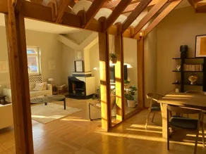 Spacious architect-designed duplex - Image 2