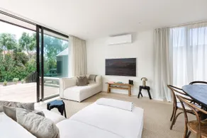 Waiata Beach House - Onetangi - Image 3
