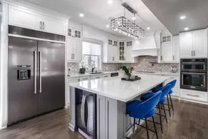6BR & 4,000 Sq. Ft. Luxury Estate ~Caledon Village - Image 4