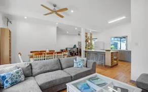 The Burrow - Pet-friendly Haven near Middleton Beach - Image 2