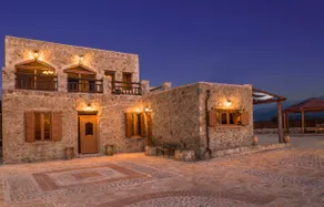 Villa Malaxa and Suites - Image 3