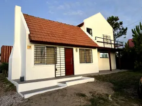 Punta del diablo, rock house - Image 4