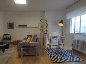 Modern and bright apartment in Xardín do Posío - Image 4