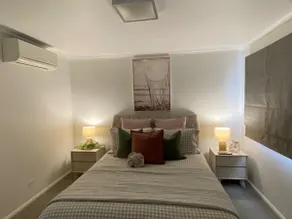 Central and spacious three bedroom townhouse - Image 3