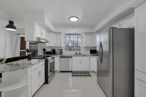 Spacious, Modern, Healing Home in Columbus - Image 5