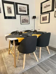 Premium stay in Senlis – Terrace & parking - Image 5