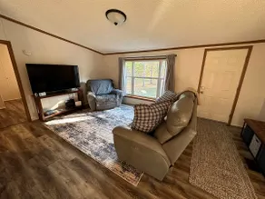 Secluded/Pet-friendly home on 3+ acres, close to downtown Hayward/ATV Trails - Image 2