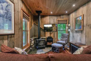 The Creekside Cabin - Image 3