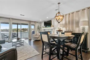*Lakefront Property on Lake Hamilton w/ Boat Slip - Image 5
