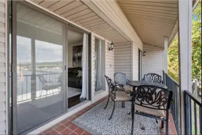 *Lakefront Property on Lake Hamilton w/ Boat Slip - Image 3