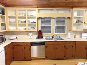 Cozy Family House – Free Parking near Downtown - Image 5