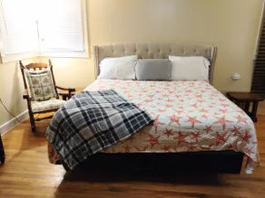 Cozy Family House – Free Parking near Downtown - Image 4