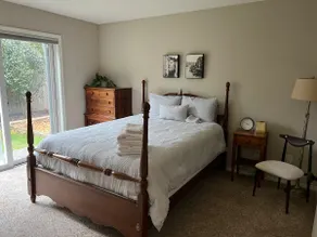 Guesthouse in Seattle - Image 4