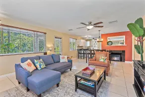 Tropical Retreat w/ charming garden near downtown. - Image 4