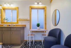 #StayInMyDistrict Overlook Backyard Tiny Suite - Image 3