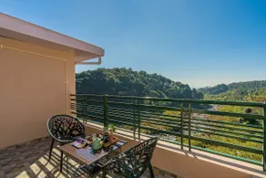 StayVista's Creek Edge Home - 4BHK Pet-Friendly Villa with Bar - Image 4